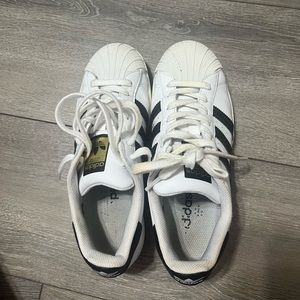 Adidas super stars